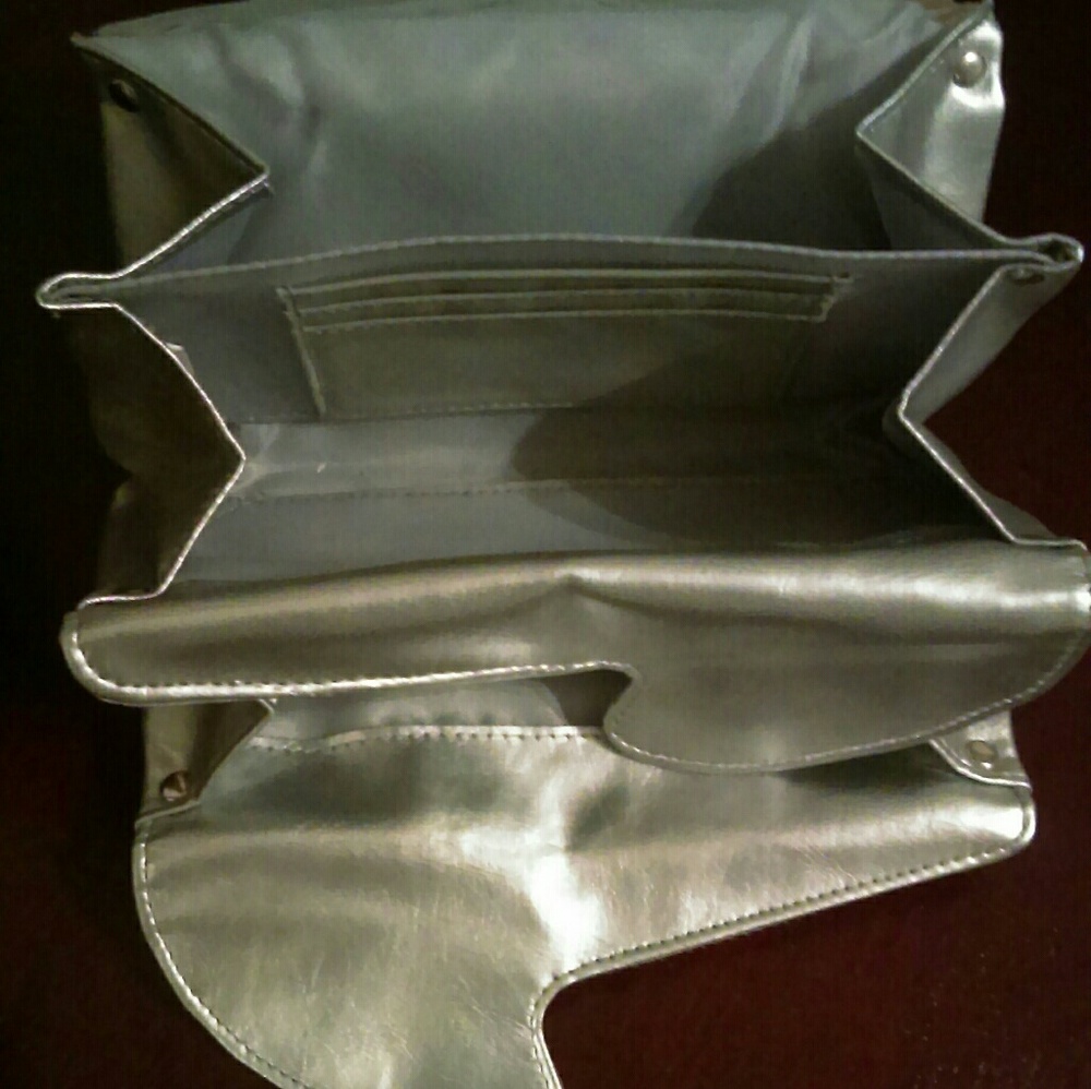 Small Handbag - Picture 3 of 3